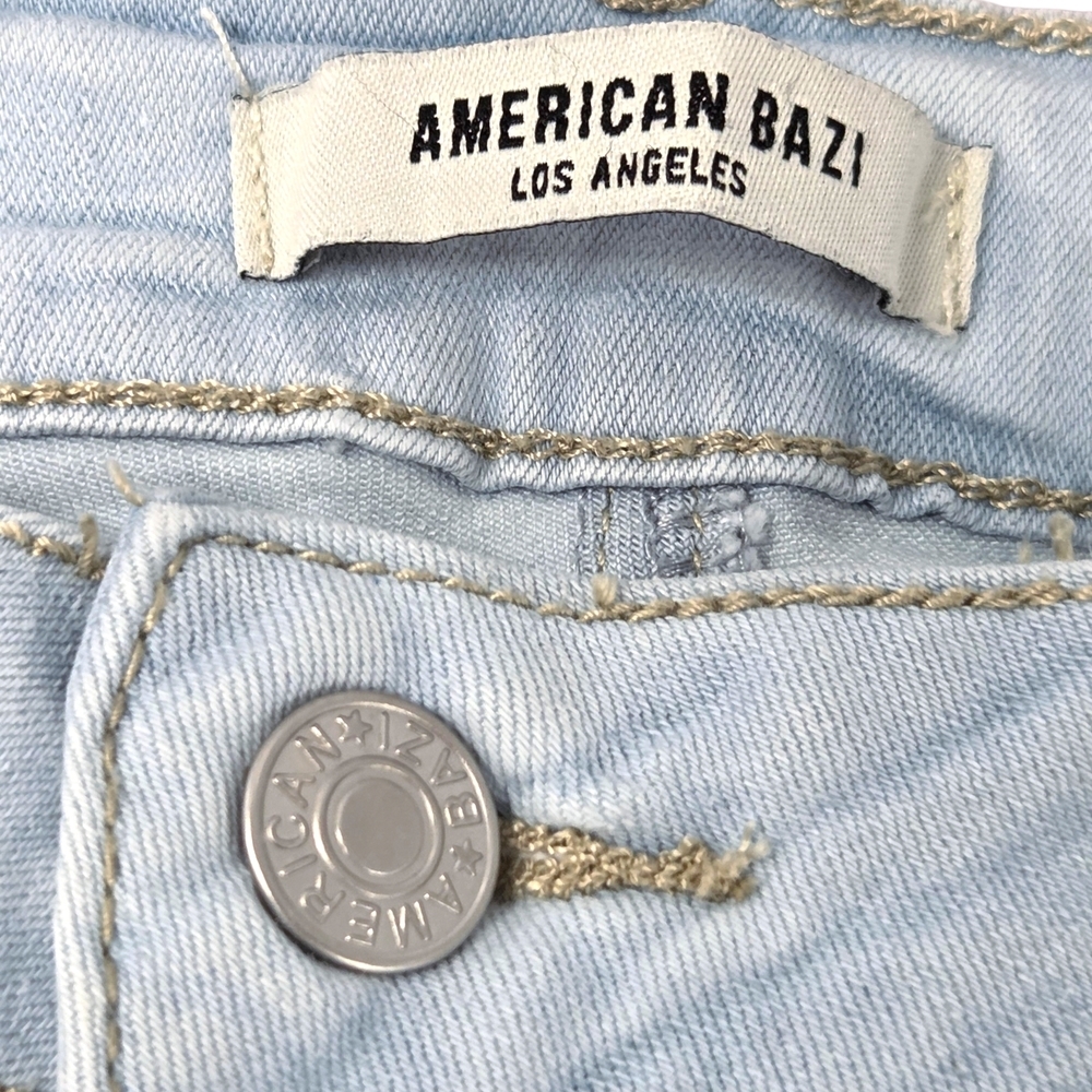 American Bazi Los Angeles 1X Curvy Stretch Denim Shorts Light Wash Raw Hem EUC - Picture 3 of 5